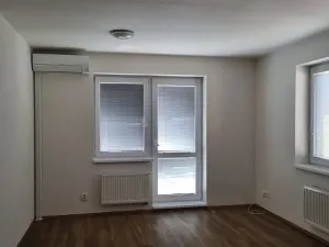 Pronájem bytu 1+kk, Šlapanice, Brněnská Pole, 34 m2