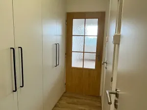 Pronájem bytu 1+kk, Praha - Záběhlice, Jabloňová, 25 m2