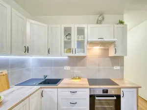Pronájem bytu 3+1, Chomutov, Bezručova, 75 m2