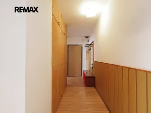 Prodej bytu 3+1, Praha - Komořany, Za sídlištěm, 73 m2