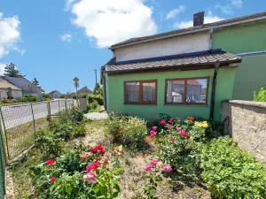 Prodej rodinného domu, Hrádek, 185 m2