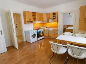Pronájem bytu 3+kk, Praha - Strašnice, Nad vodovodem, 66 m2