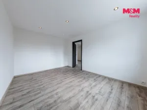 Prodej bytu 2+1, Horní Slavkov, Poštovní, 54 m2
