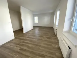 Pronájem bytu 1+kk, Brno - Maloměřice, 37 m2