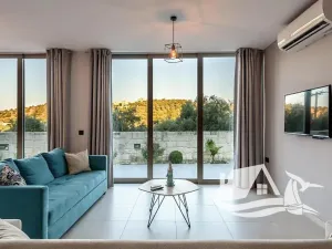 Prodej bytu 6+kk a větší, Stalos, Řecko, 373 m2