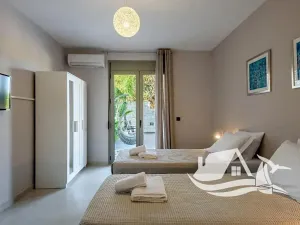 Prodej bytu 6+kk a větší, Stalos, Řecko, 373 m2