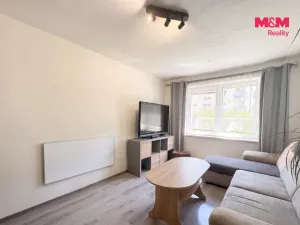Prodej bytu 2+1, Milovice, Mírová, 41 m2