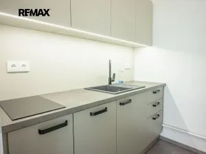 Pronájem kanceláře, Brno, Zelný trh, 102 m2