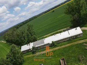 Prodej zemědělského objektu, Banín, 1575 m2