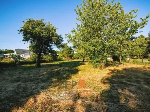 Prodej pozemku pro bydlení, Hoštka, 1656 m2
