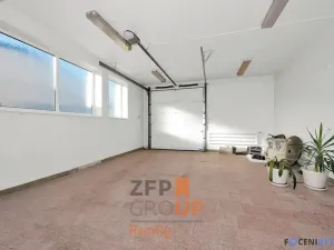 Prodej obchodního prostoru, Hodonín, Velkomoravská, 702 m2