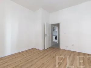 Prodej bytu 2+1, Praha - Holešovice, Stupkova, 48 m2