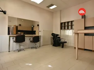 Pronájem komerční nemovitosti, Karlovy Vary, náměstí Republiky, 16 m2