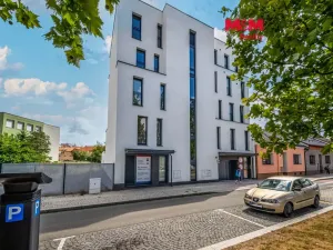 Prodej bytu 2+kk, Hradec Králové - Pražské Předměstí, Gočárova třída, 48 m2