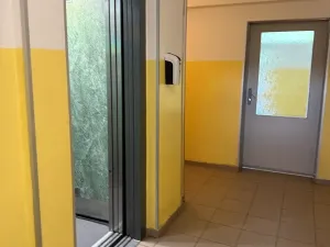 Pronájem bytu 3+kk, Praha - Bohnice, Řešovská, 54 m2