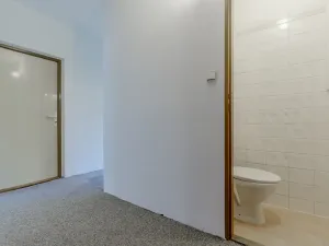 Pronájem bytu 3+1, Praha - Podolí, Na Zvoničce, 61 m2