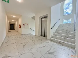 Prodej bytu 2+kk, Kladno, Vrchlického, 77 m2