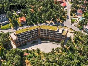 Prodej komerční nemovitosti, Doksy, 1850 m2