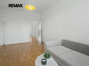 Prodej bytu 3+1, Vestec, Na Suchých, 84 m2