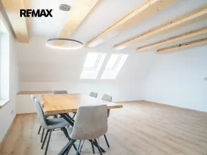 Prodej bytu 4+1, Černilov, 130 m2