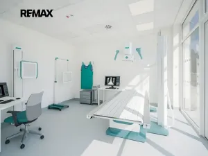 Pronájem ordinace, Milovice, Spojovací, 41 m2