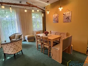 Pronájem bytu 3+1, Holice, Hradecká, 62 m2