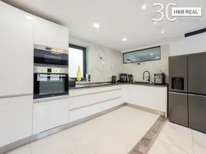 Prodej rodinného domu, Kelč, 300 m2