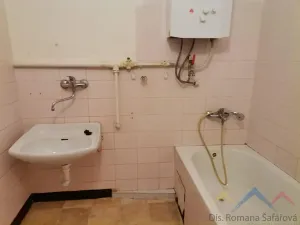 Prodej bytu 2+1, Břidličná, 1. máje, 54 m2