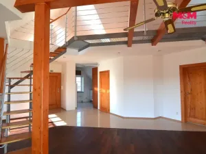 Pronájem bytu 3+1, Praha - Hloubětín, V Novém Hloubětíně, 162 m2