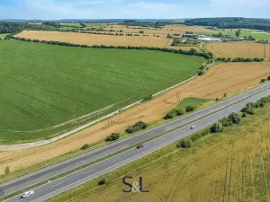 Prodej pole, Mnichovo Hradiště, 7185 m2