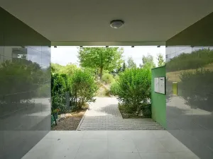 Pronájem garáže, Praha - Řeporyje, Kakosova, 15 m2