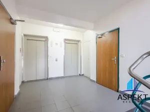 Pronájem bytu 1+kk, Praha - Stodůlky, Volutová, 52 m2