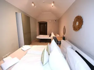 Prodej bytu 6+kk a větší, Praha - Nové Město, Hálkova, 224 m2