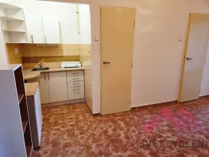 Pronájem bytu 1+1, Praha - Vinohrady, Kouřimská, 37 m2