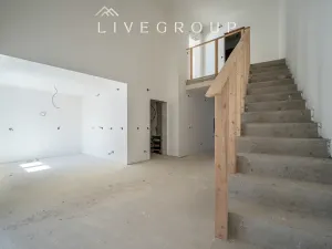 Prodej rodinného domu, Pouzdřany, 214 m2