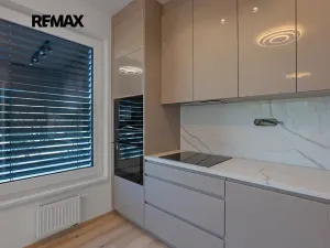 Pronájem bytu 3+kk, Praha - Kamýk, Hodkovická, 80 m2