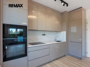 Pronájem bytu 3+kk, Praha - Kamýk, Hodkovická, 80 m2