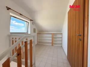 Prodej obchodního prostoru, Klenovice, 851 m2