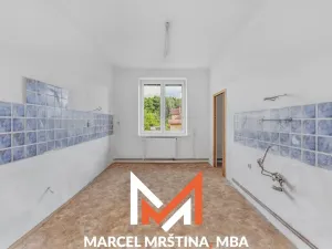 Prodej bytu 4+1, Meziměstí, Školní, 112 m2