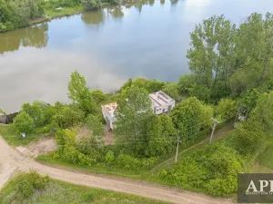 Prodej komerční nemovitosti, Hluk, 192 m2