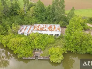 Prodej komerční nemovitosti, Hluk, 192 m2