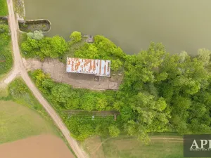 Prodej komerční nemovitosti, Hluk, 192 m2