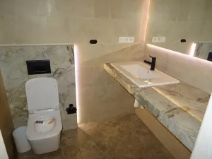 Pronájem bytu 1+1, Praha, Na vrcholu, 35 m2