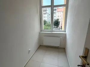 Pronájem bytu 3+1, Praha, Vinohradská, 105 m2