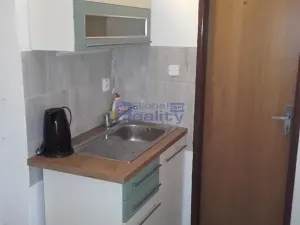 Pronájem rodinného domu, Dobřenice, 160 m2