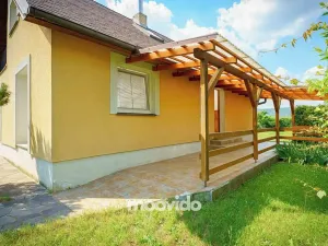 Prodej rodinného domu, Praha - Lipence, K Černošicím, 128 m2