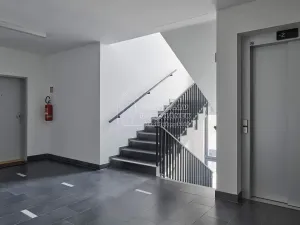 Pronájem bytu 1+kk, Praha - Střížkov, Střížkovská, 45 m2