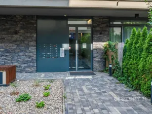 Pronájem bytu 4+kk, Praha - Prosek, Žitenická, 99 m2