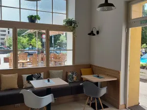 Pronájem komerční nemovitosti, Pardubice, třída Míru, 53 m2