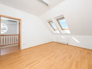 Pronájem rodinného domu, Pardubice - Svítkov, Laty Brandisové, 146 m2